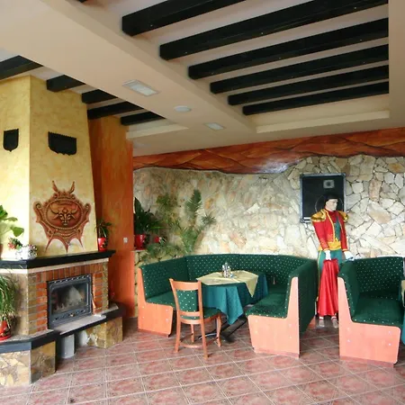 Hotel Toro Negro 3*