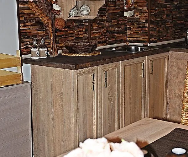 拖罗内格罗酒店 3* 金沙