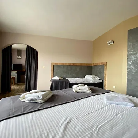 Toro Negro Готель 3*