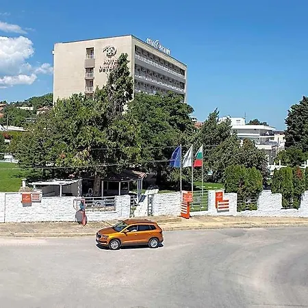 Toro Negro Hotel 3*